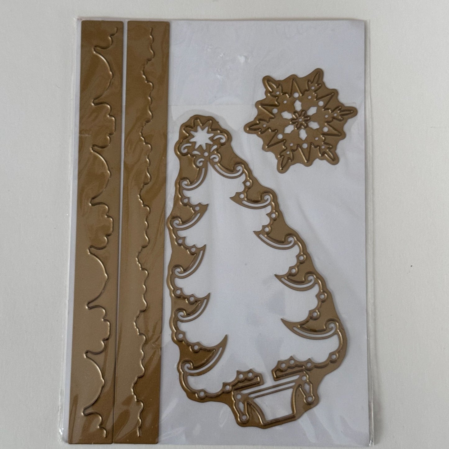 Anna Griffin Cuttlebug Metal Die Christmas Tree and Snowflake Cardmaking Scrapbooking Craft