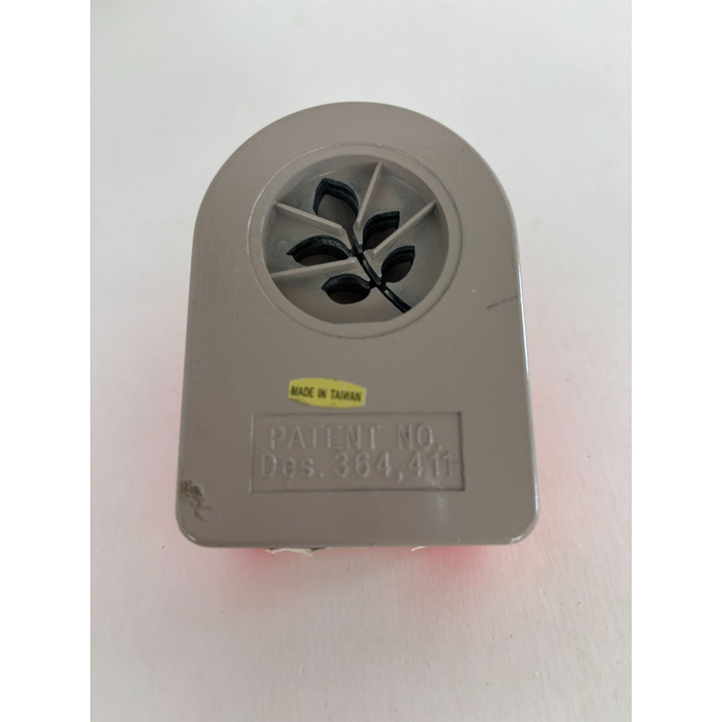 Ash Leaf Paper Punch Nature Spring Garden Leaf 1.25 Inch Card Making Craft Art