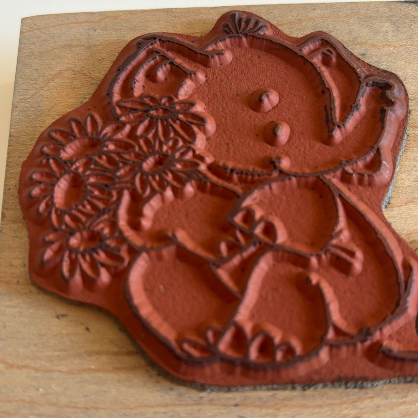 Penny Black Rubber Stamp Embrace Elephant Hug Friendship Card Making Animal Love