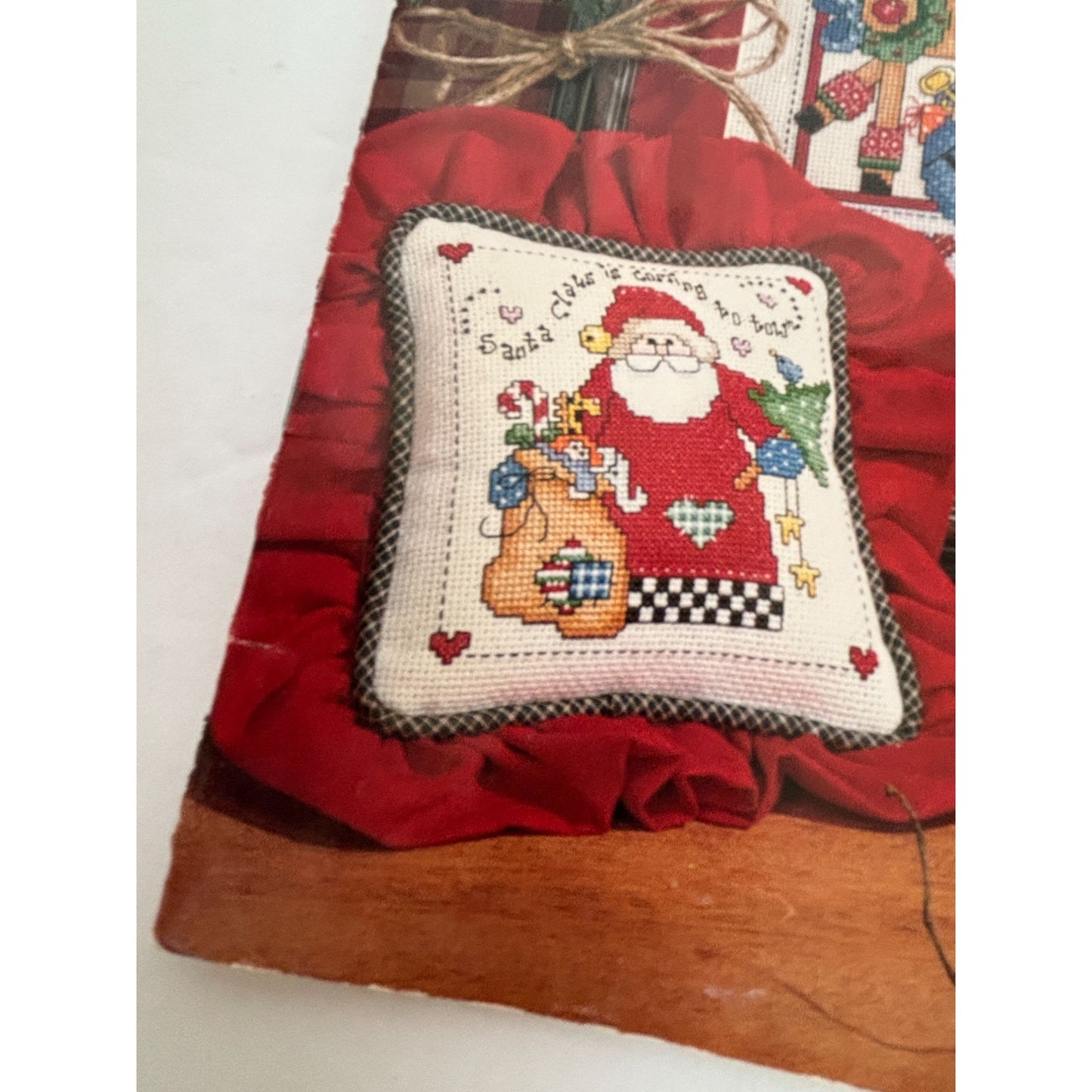 Leisure Arts Cross Stitch Pattern Book Santa and Company Christmas Snowman 3093