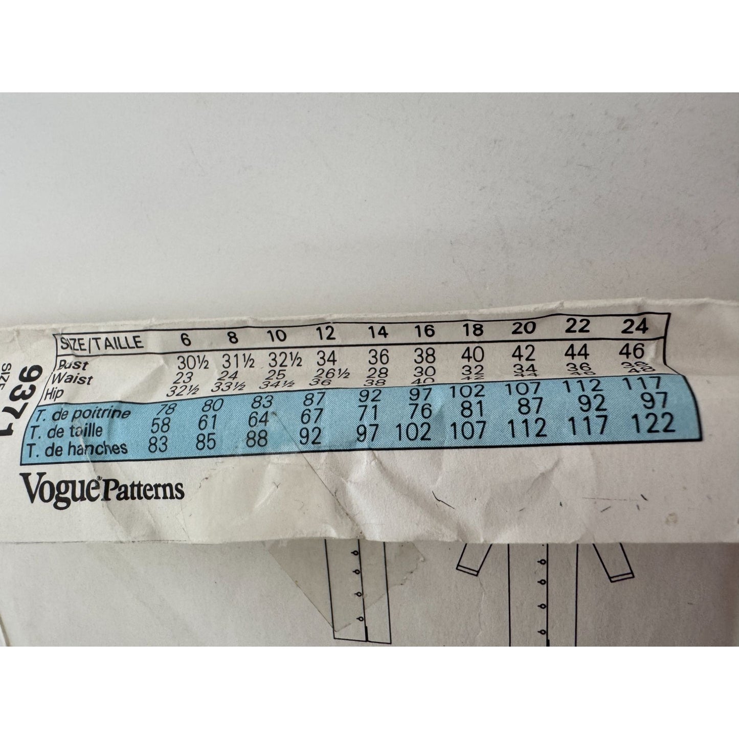 Very Easy Very Vogue Sewing Pattern 9371 Straight Dress Below Mid-Knee UC 6 8 10