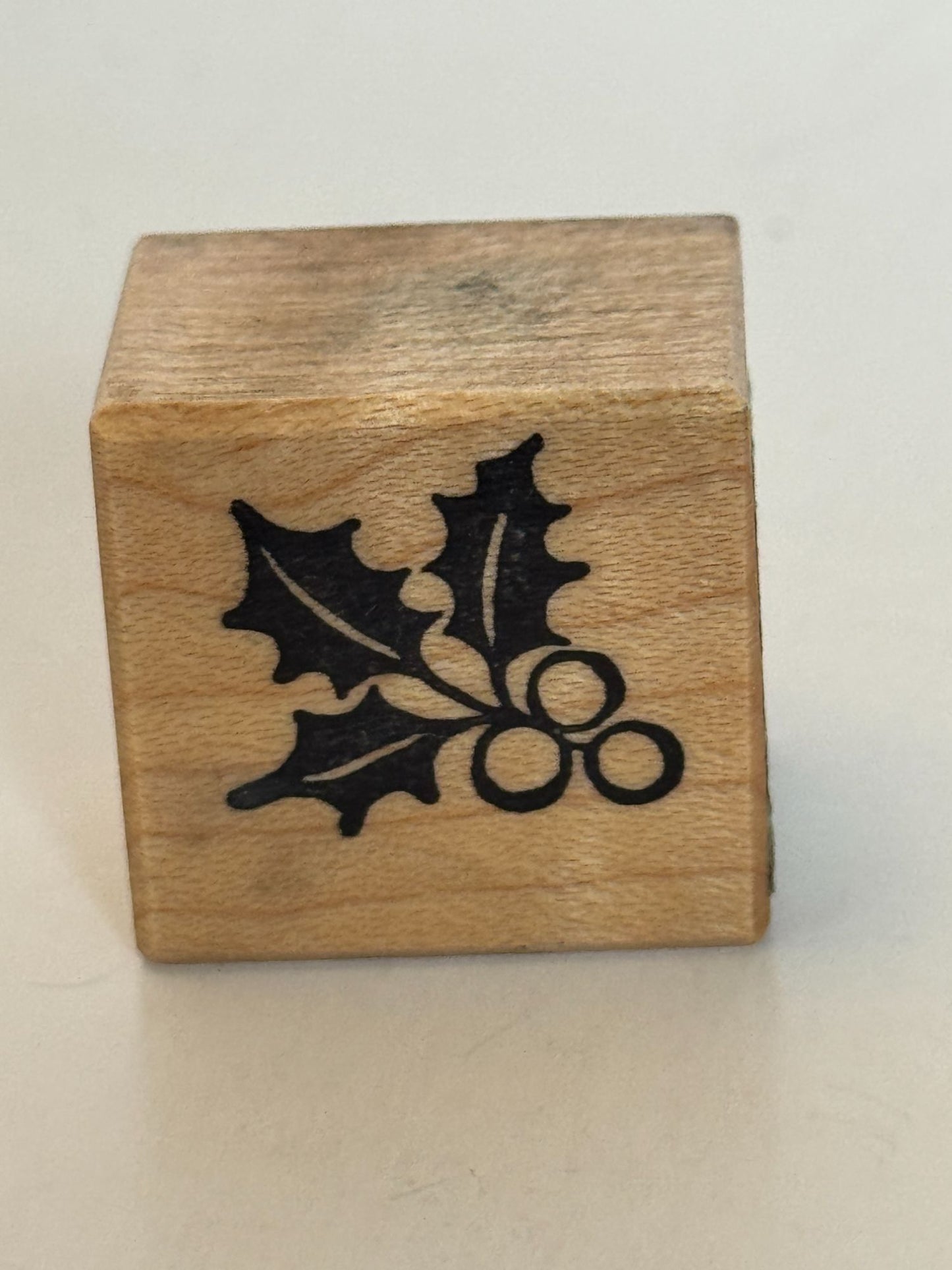 PSX Rubber Stamp Holly Leaf Leaves Berries Christmas Card Making Holidays Small