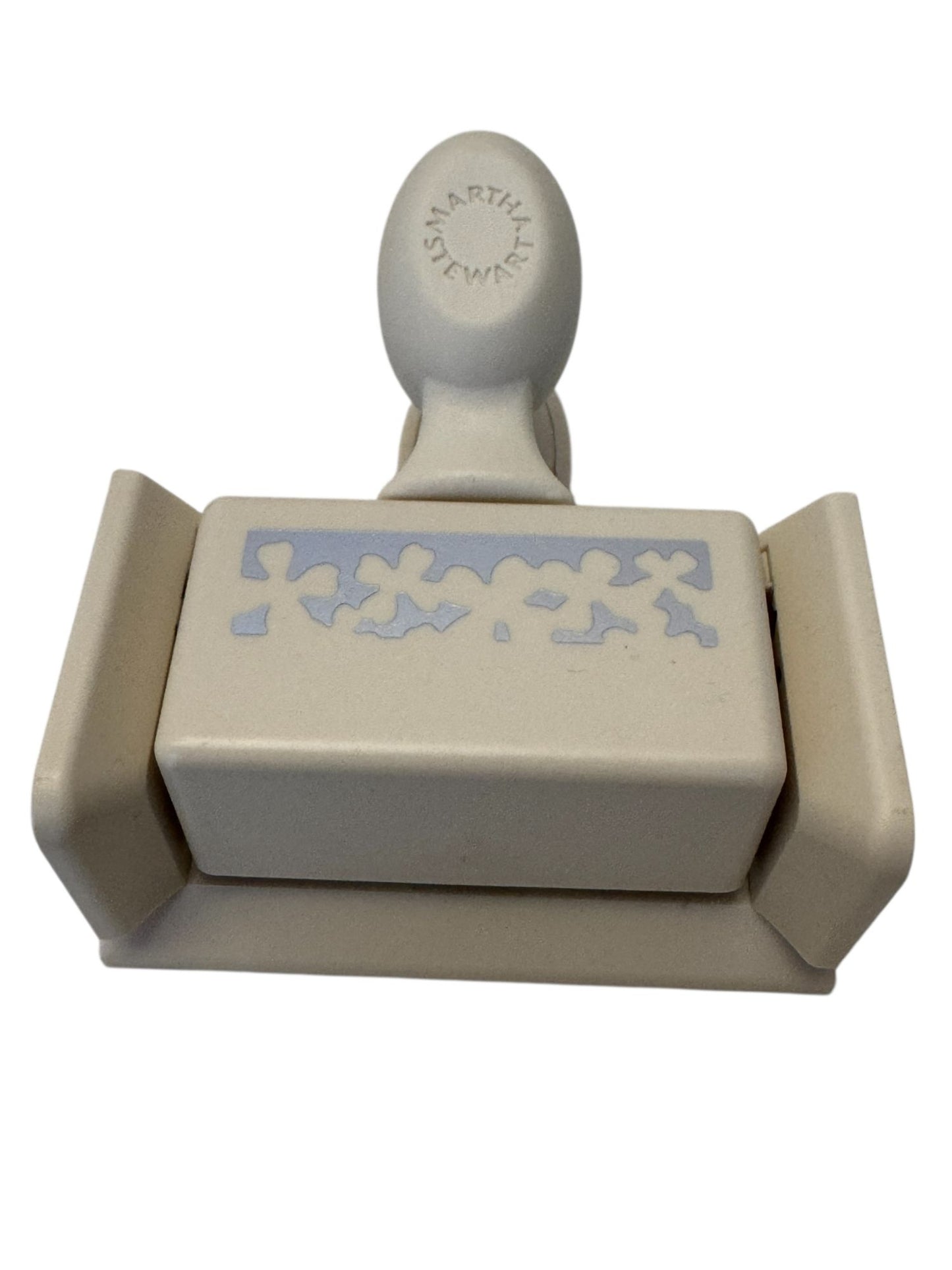 Martha Stewart Paper Punch Floral Trim Chain Edge Shamrocks Four Leaf Clovers