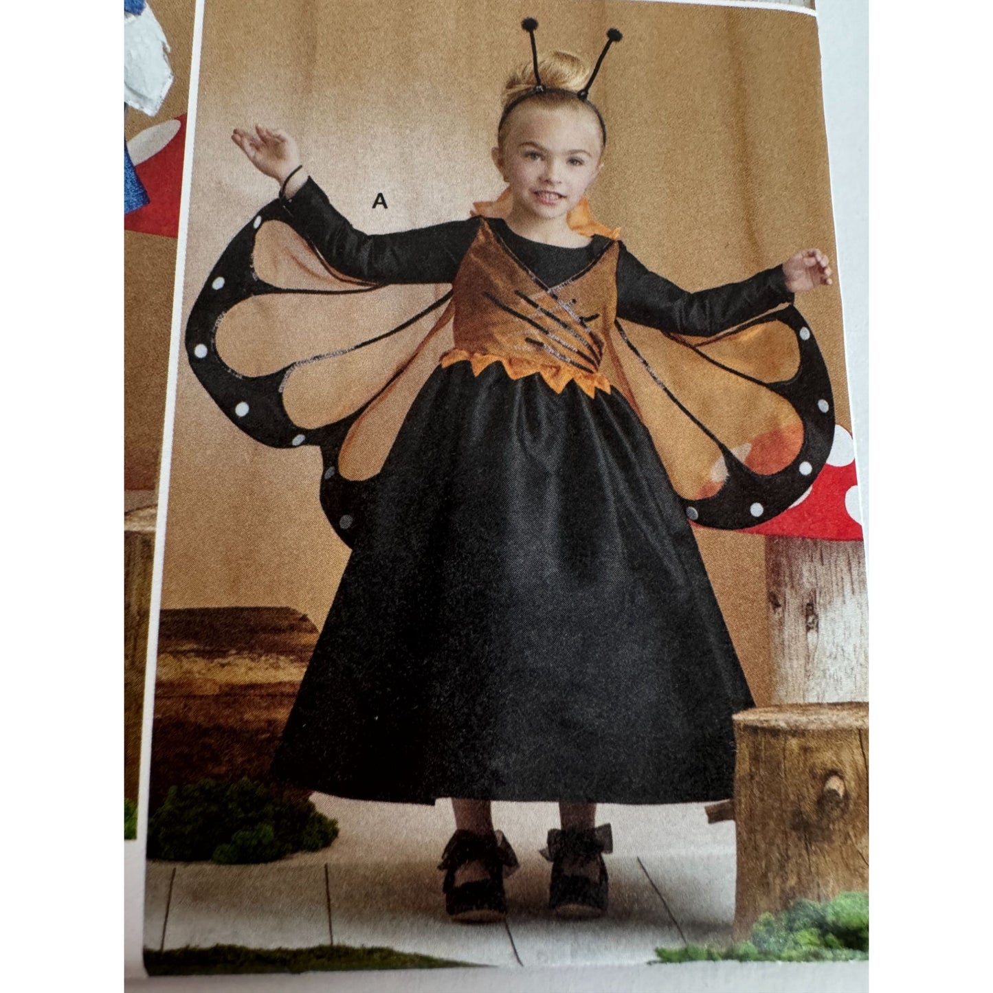 Simplicity Sewing Pattern S9836 Girls Butterfly Bird Halloween Costumes 3-6 UC