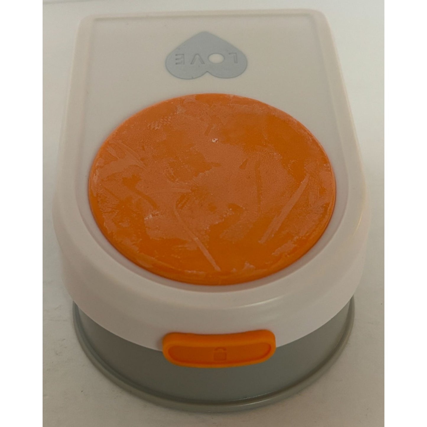 Fiskars Paper Punch Love Heart Shape Craft Scrapbooking Card Making Valentines