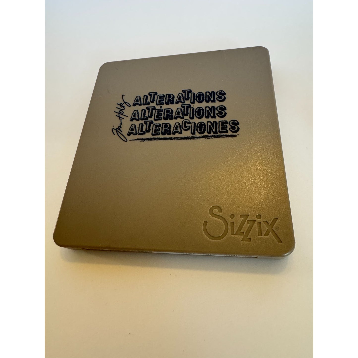 Tim Holtz Sizzix Alterations Hardware Findings Key Bigz Cutting Die Craft Tool