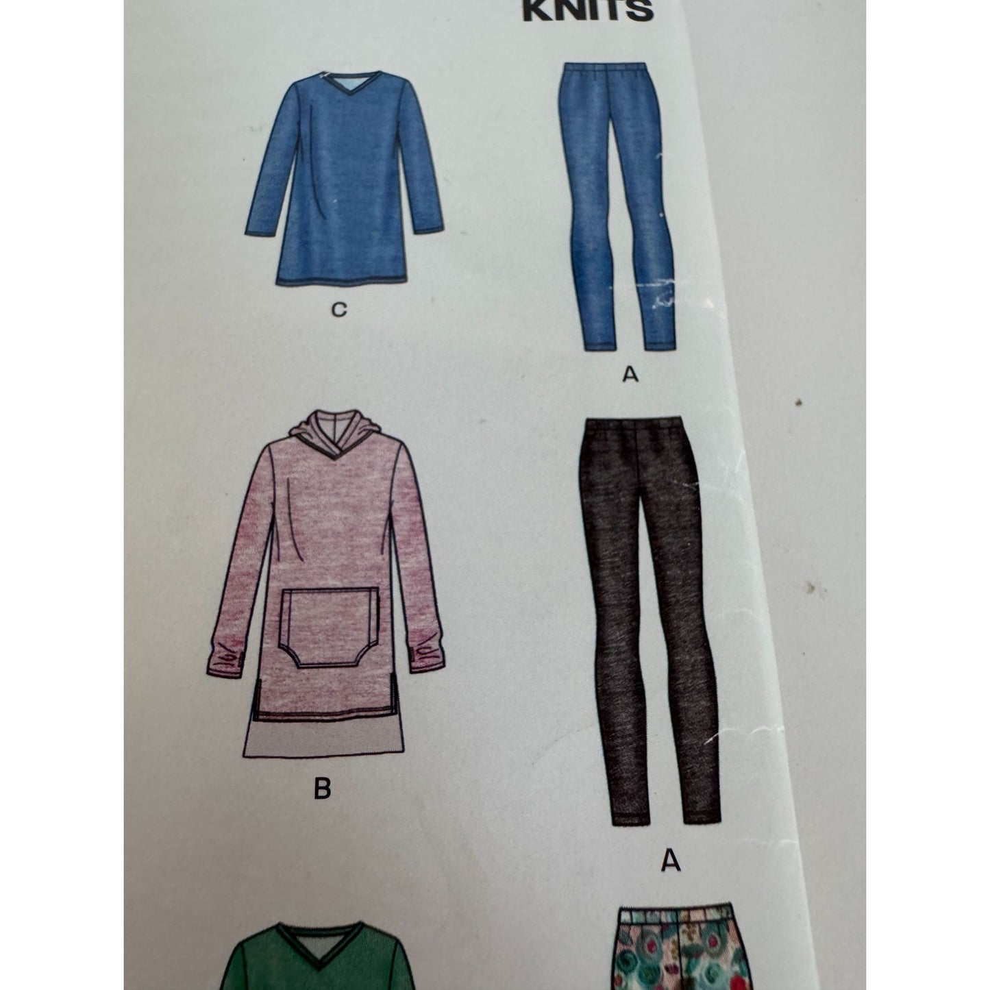 New Look Sewing Pattern 6529 Size XS-XL 6-24 Athletic Tops Leggings Uncut Easy