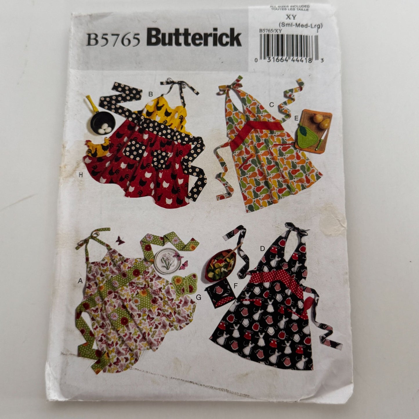 Butterick Sewing Pattern B5765 Halter Kitchen Apron Potholder Holiday S M L 8-18