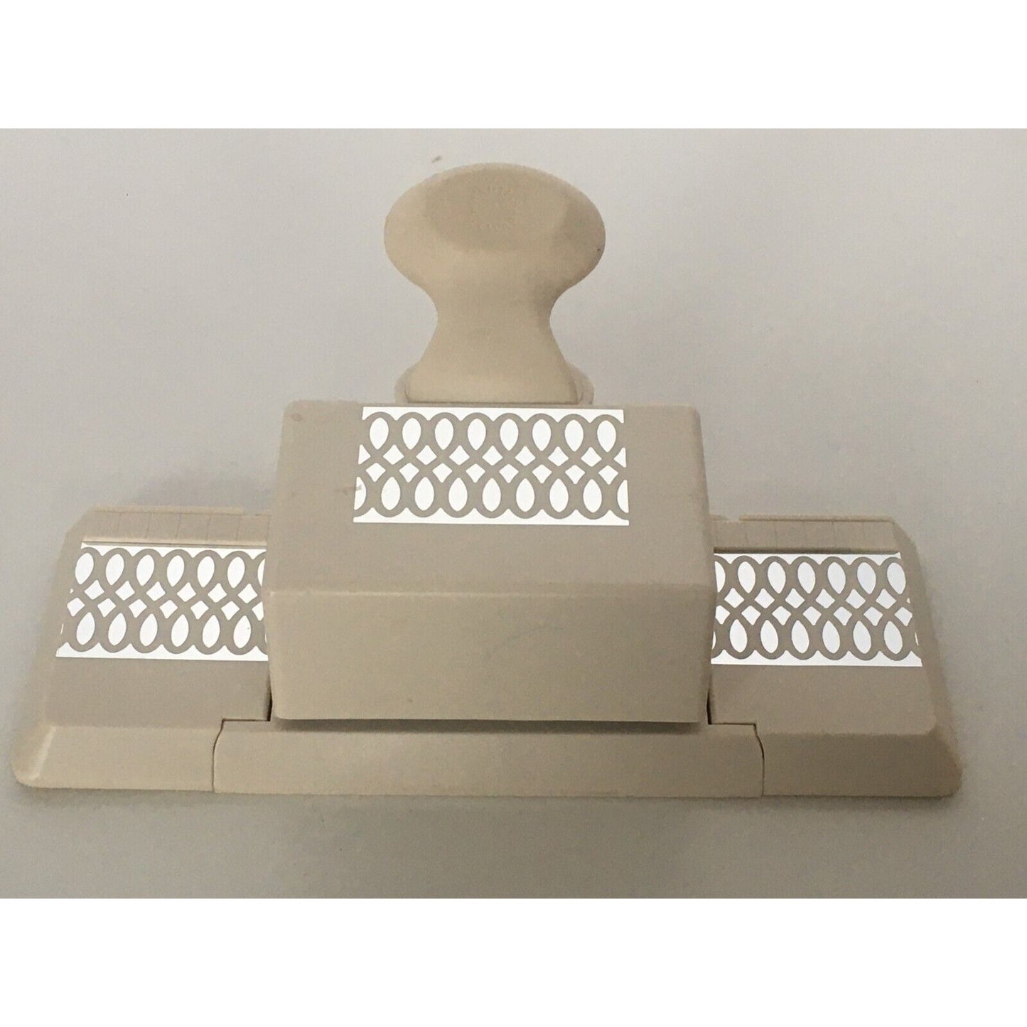 Martha Stewart Paper Punch Double Loop Weave Deep Edge Infinite Loops Trim Craft