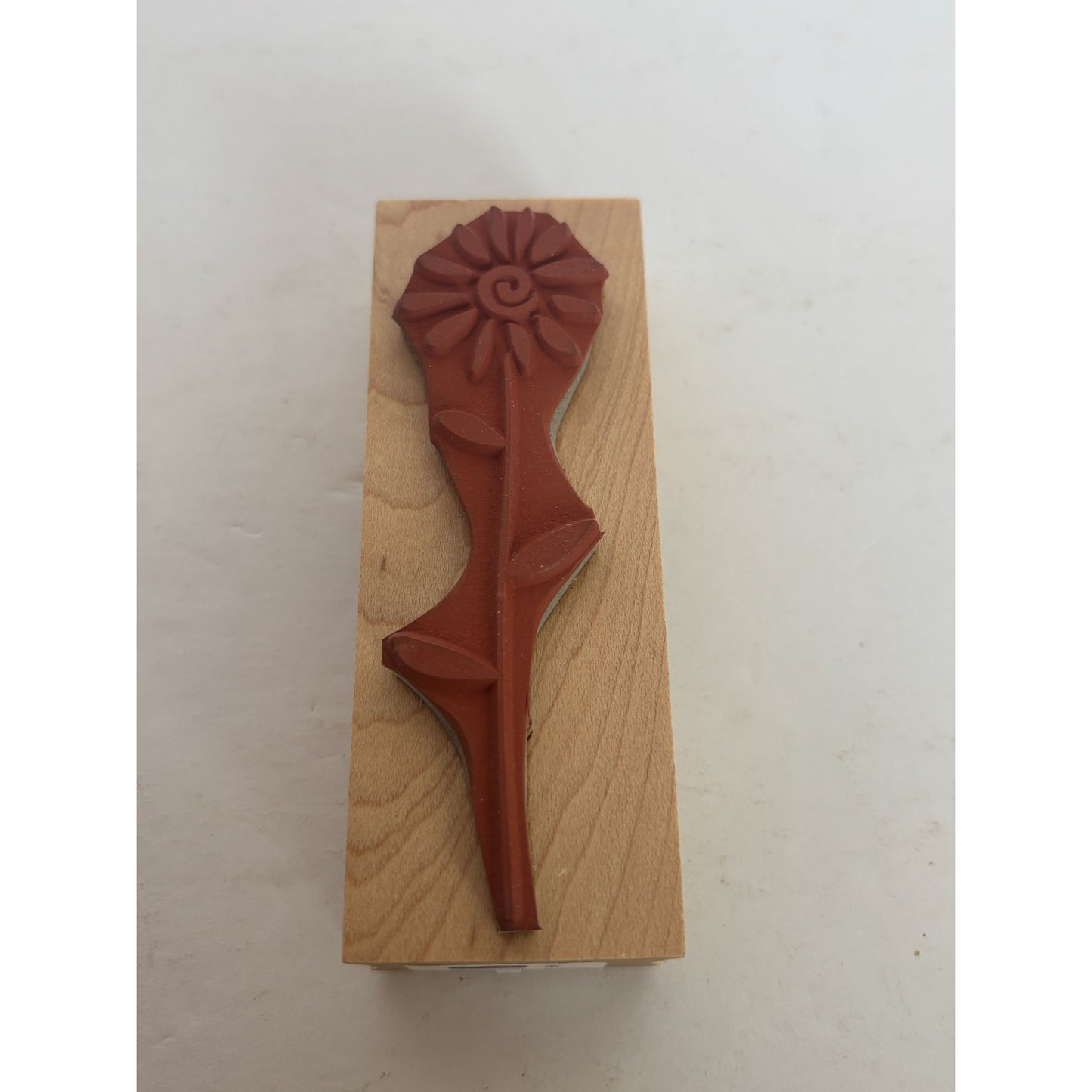 Hero Arts Wood Rubber Stamp Sunshine Daisy Flower Tall Vertical Card Making Art