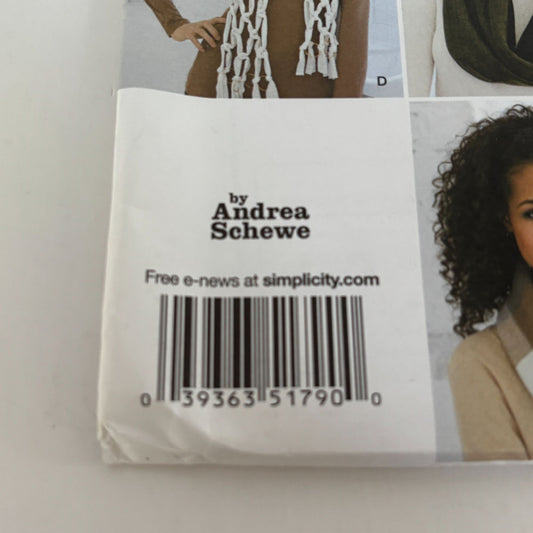 Simplicity Sewing Pattern 1790: Scarves