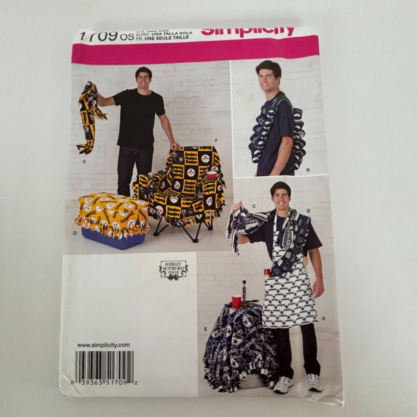 Simplicity Sewing Pattern 1709 Football Fan Apron Cooler Cover Beer Can Holder