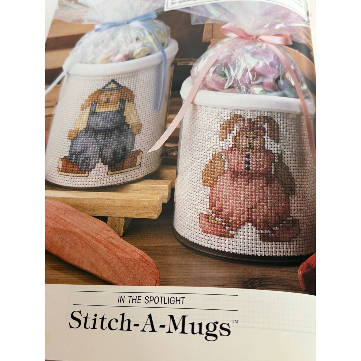 Leisure Arts Magazine April 1992 Cross Stitch Crochet Knit Cat Jelly Beans Quilt