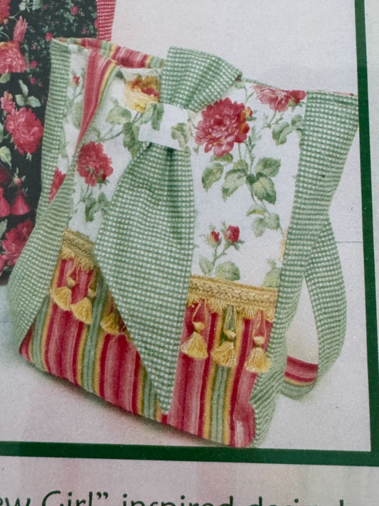 Tammy Tadd Designs Sewing Pattern Savoir Flaire Quilted Tote Bag Purse Florals