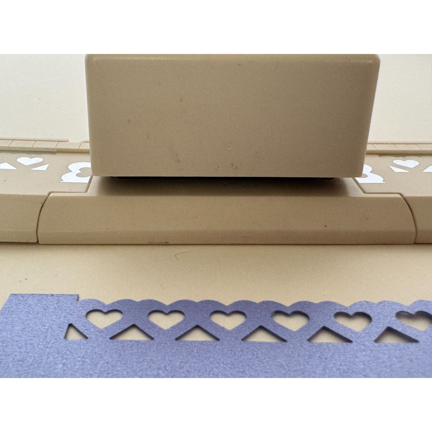 Martha Stewart Edge Punch Scalloped Double Heart Border Trim Paper Craft Rare