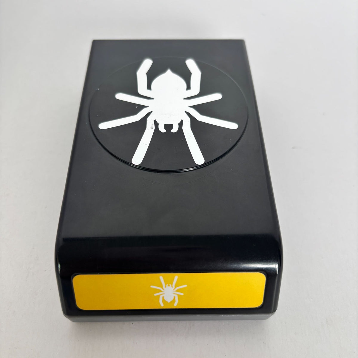 EK Success Paper Punch Spider Halloween Craft Card Making Invitations Spooky Scrapbooking Junk Journaling