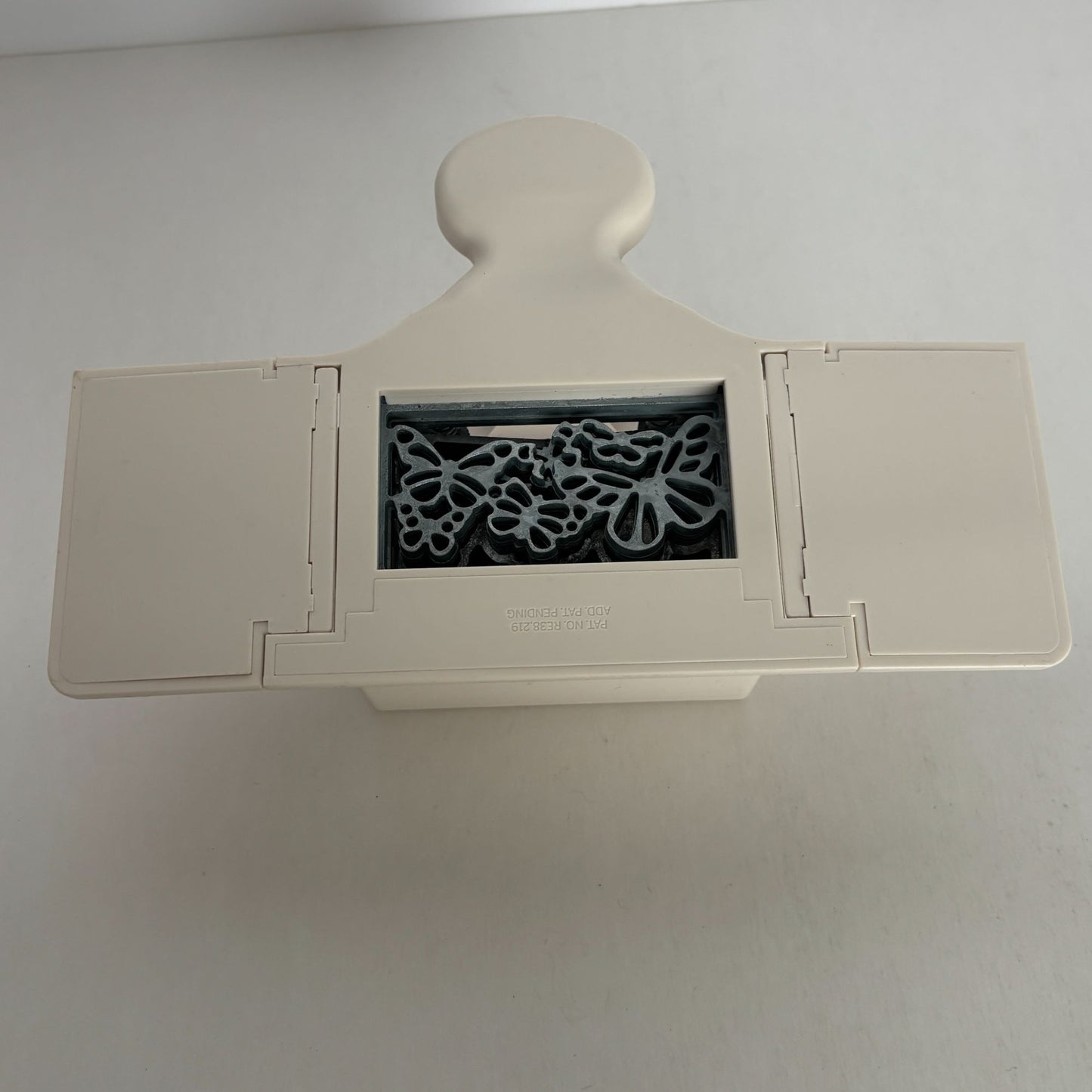 Martha Stewart Paper Punch Monarch Butterflies Trim Butterfly Deep Edge Double
