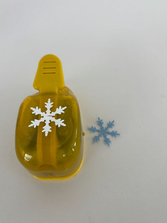 EK Success Paper Punch Snowflake Winter Holidays Christmas Crafting Scrapbooking