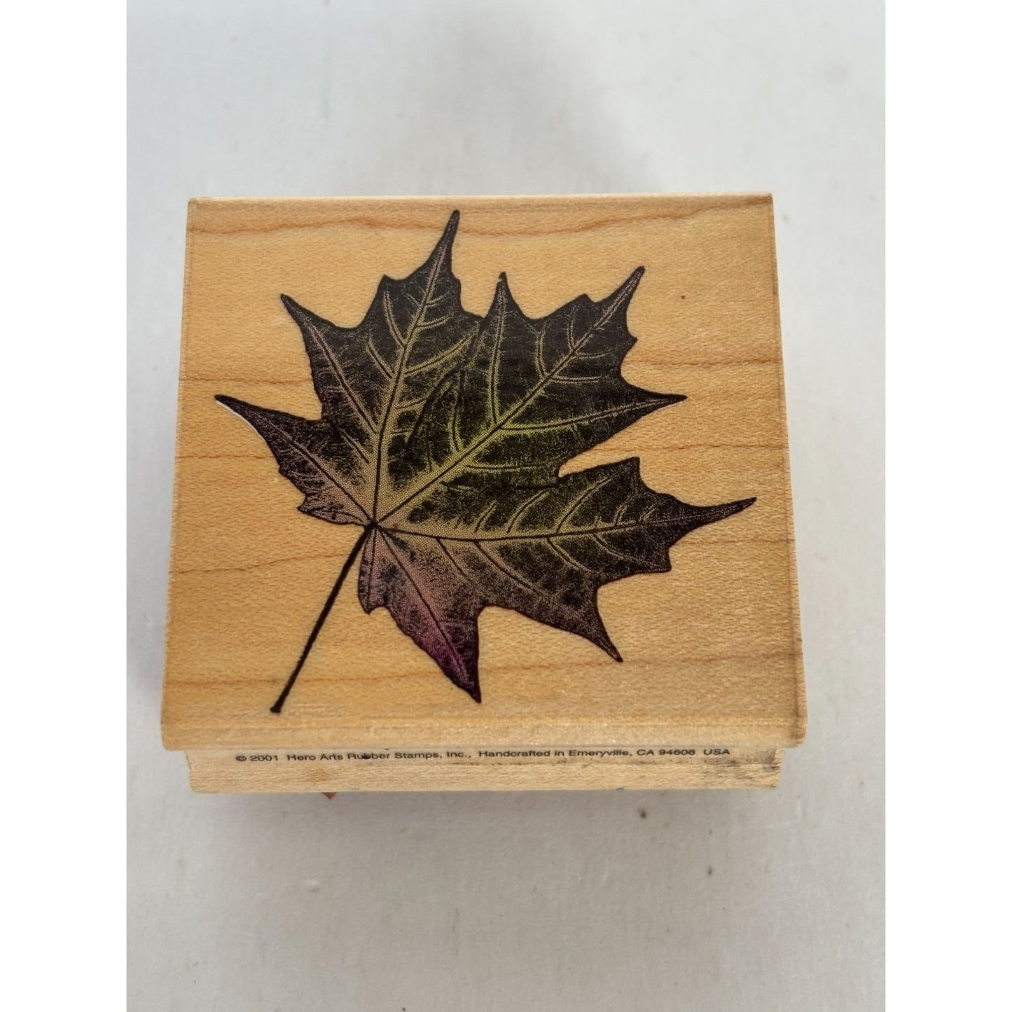 Hero Arts Wooden Rubber Stamp Leaf Poetic Prints Small Liquid Amber Fall E2252