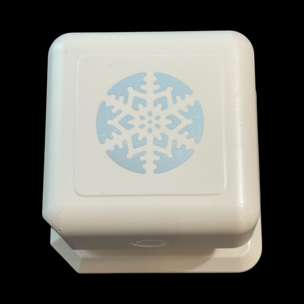 Martha Stewart Nordic Snowflake Paper Punch All Over Page Christmas Card Making