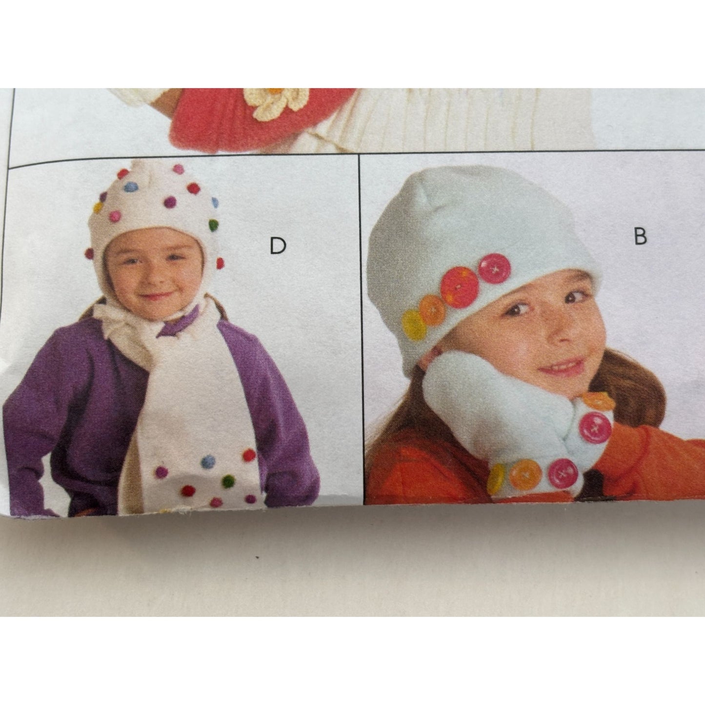 McCalls Sewing Pattern M5772 Kids Winter Hat Scarf Mittens Pompoms Girls Uncut