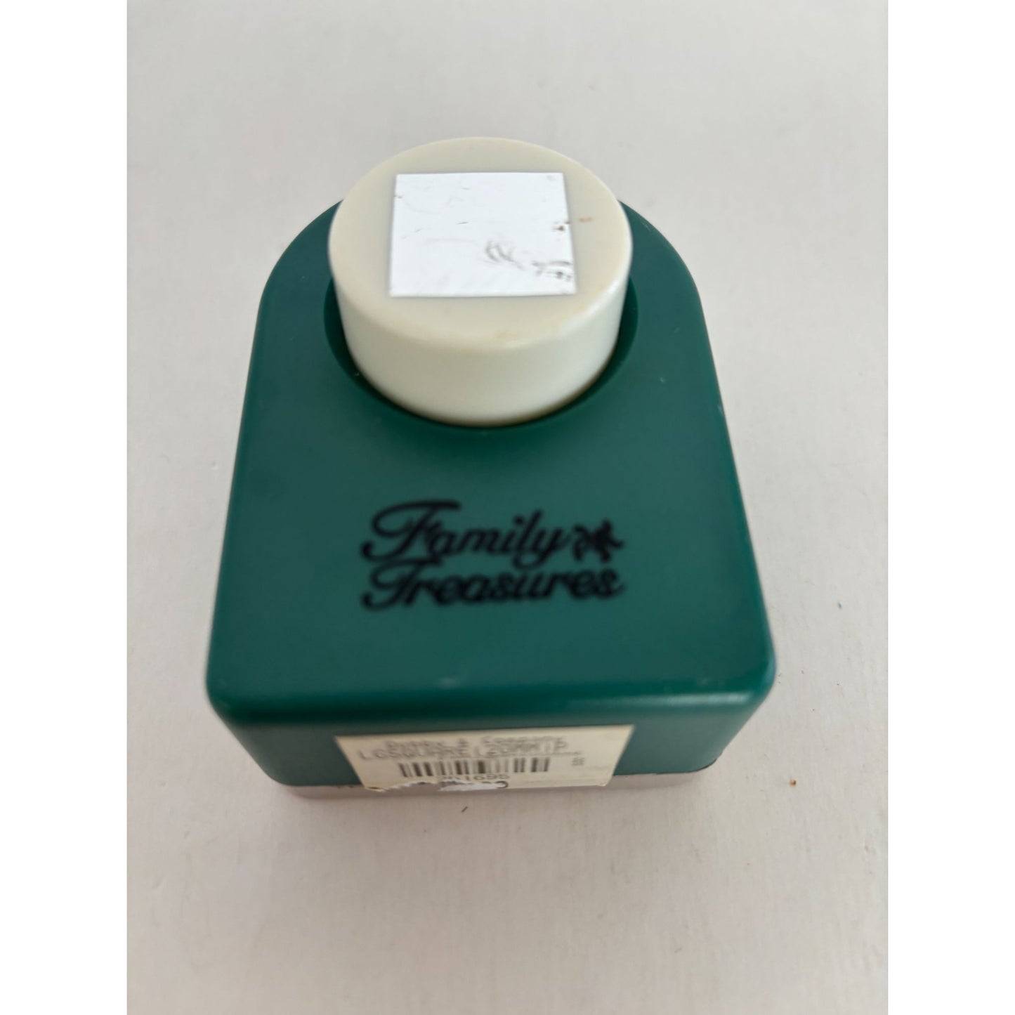 Family Treasures Paper Punch Square Shape Craft Diecut 3/4 Inch Card Making