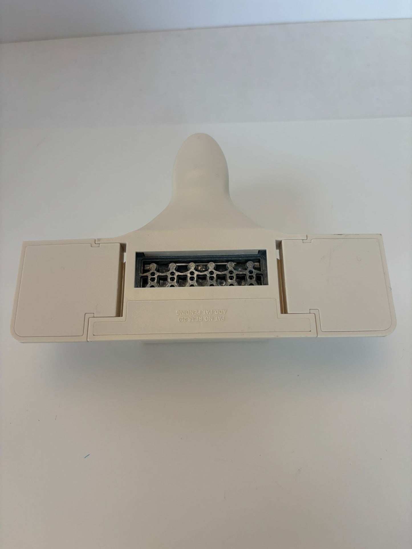 Martha Stewart Paper Punch Edge Gingerbread Men Man Border Christmas Card Making