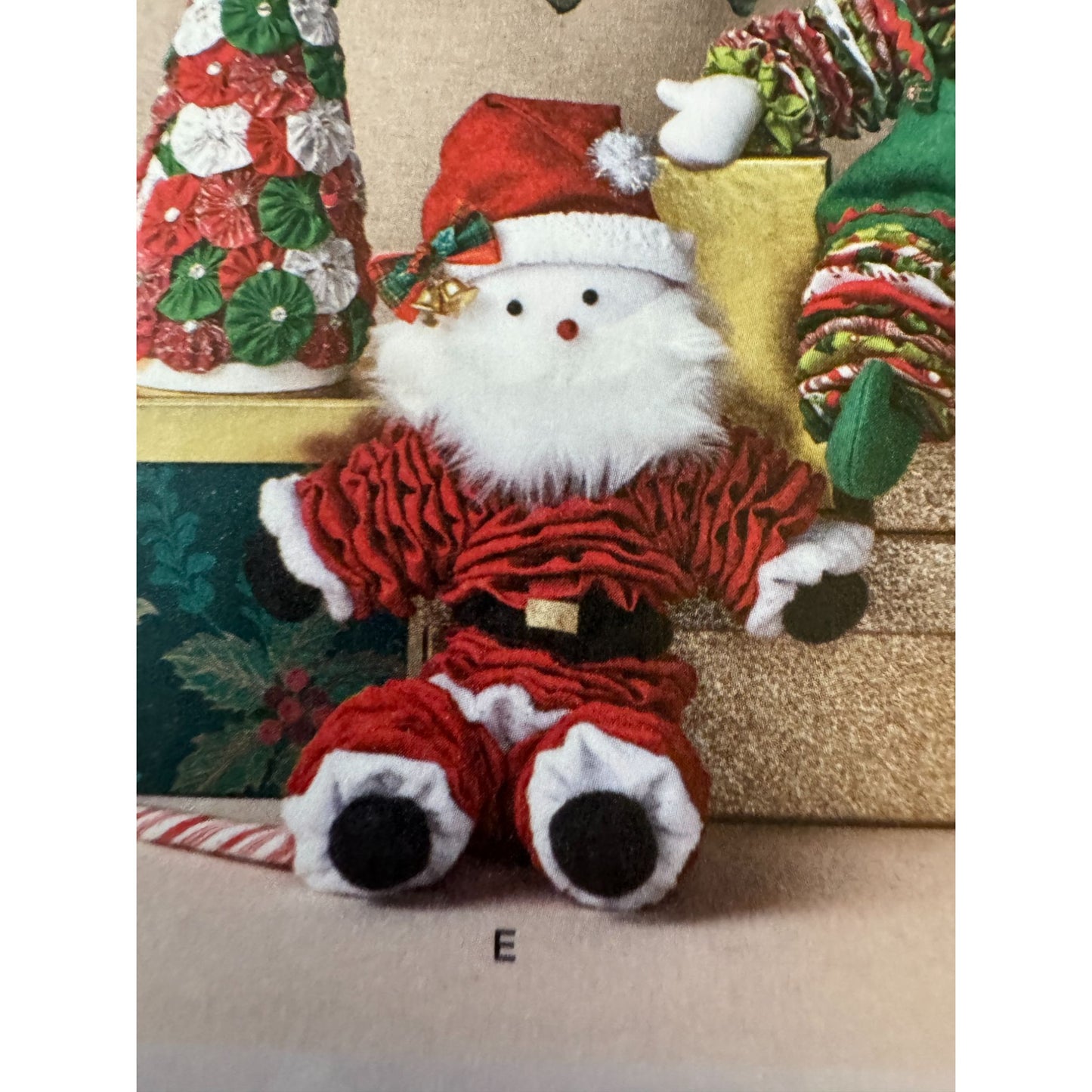 Simplicity Sewing Pattern S3056 Holiday Crafts Wreaths Christmas Stockings Elf
