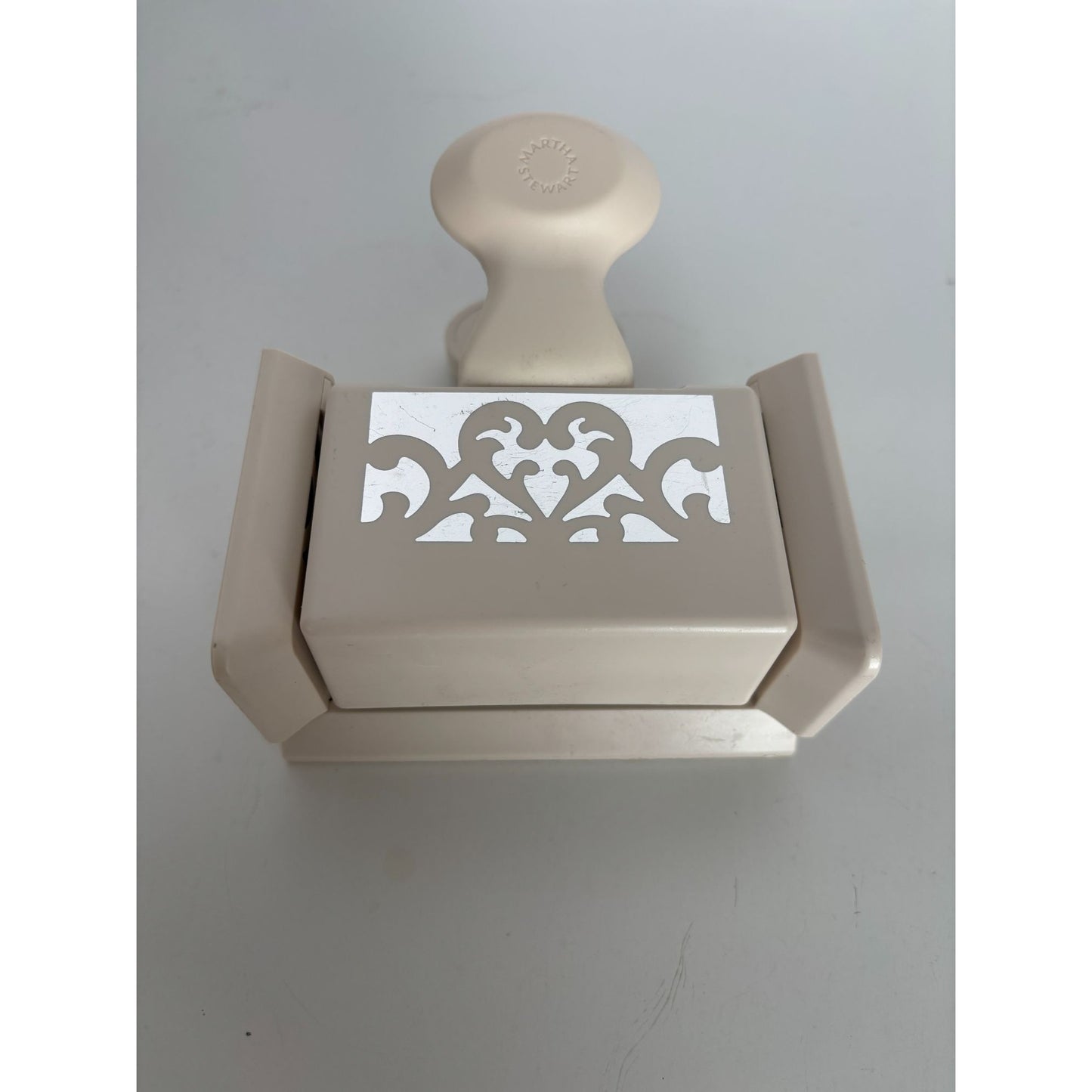 Martha Stewart Paper Punch SCROLL HEART Deep Edge Decorative Border