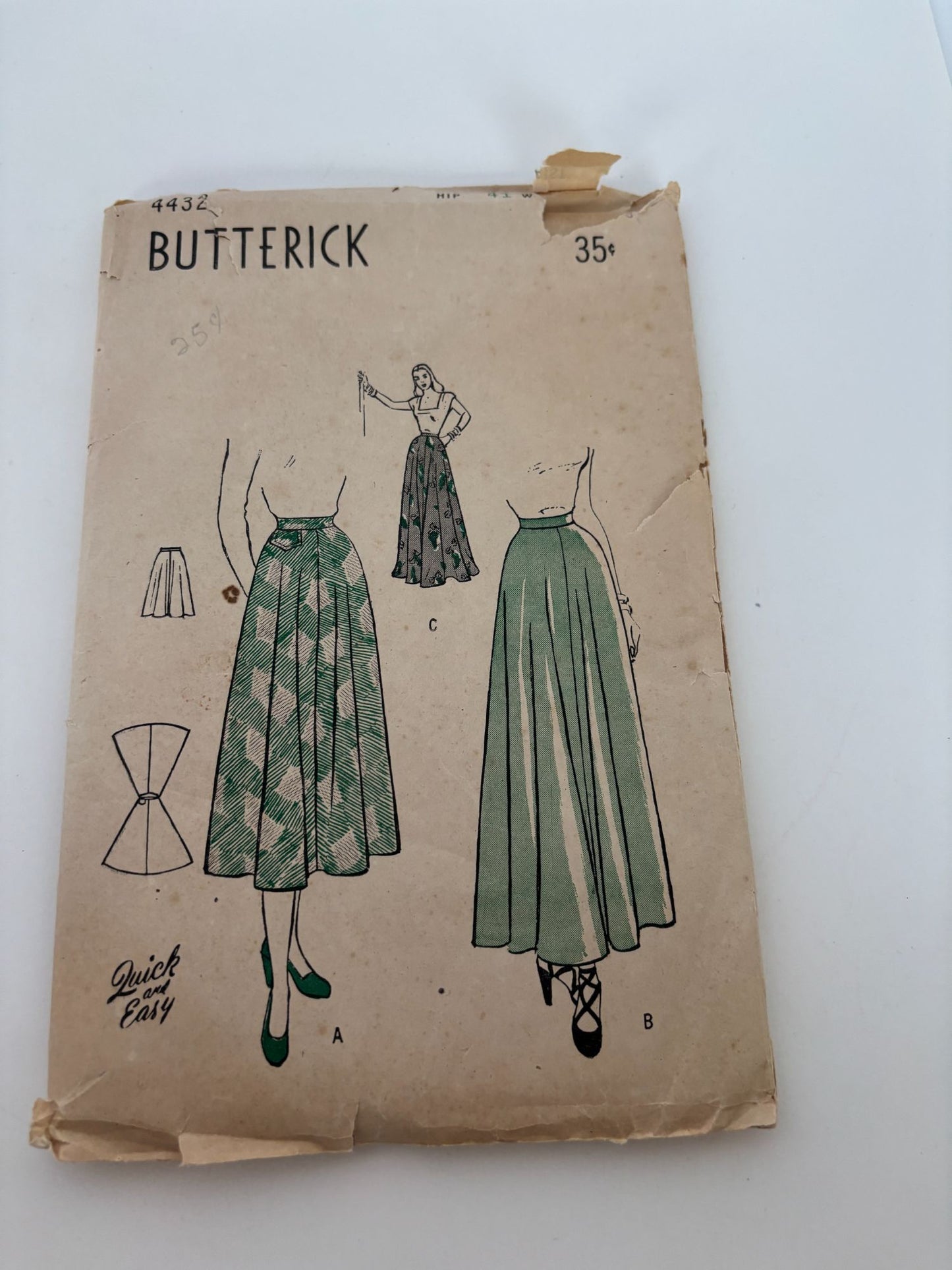 Butterick Sewing Pattern 4432 Vintage Four Gore Skirt 1940s 32 Inch Waist Easy
