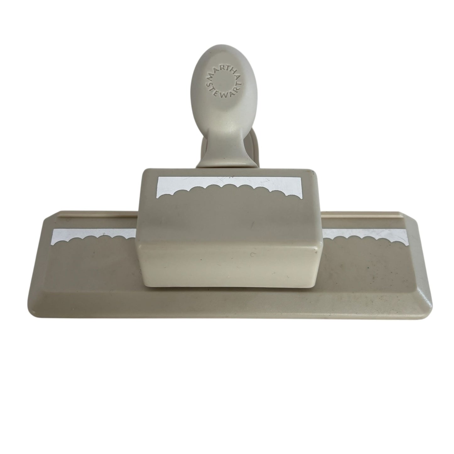 Martha Stewart Paper Punch Scalloped Border Edge Crafting Card Making Beige