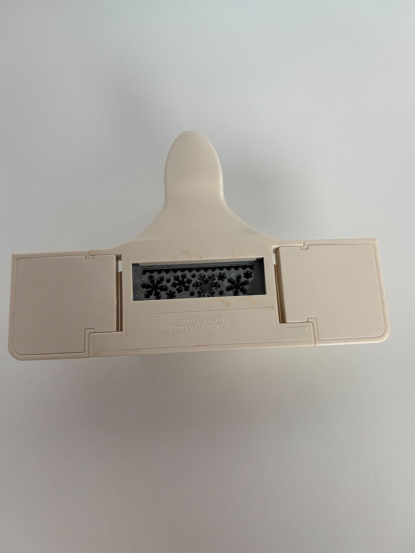 Martha Stewart Paper Punch Set Snow Flurry Christmas Corner Border Snowflakes