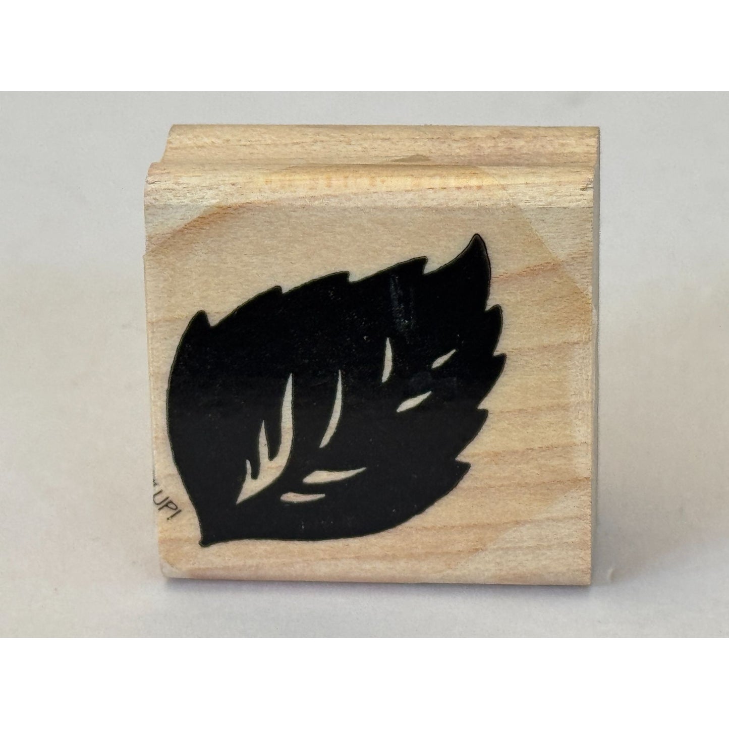 Stampin Up Rubber Stamp Leaf Shape Outdoors Nature Fall Cardmaking Wood Mounted