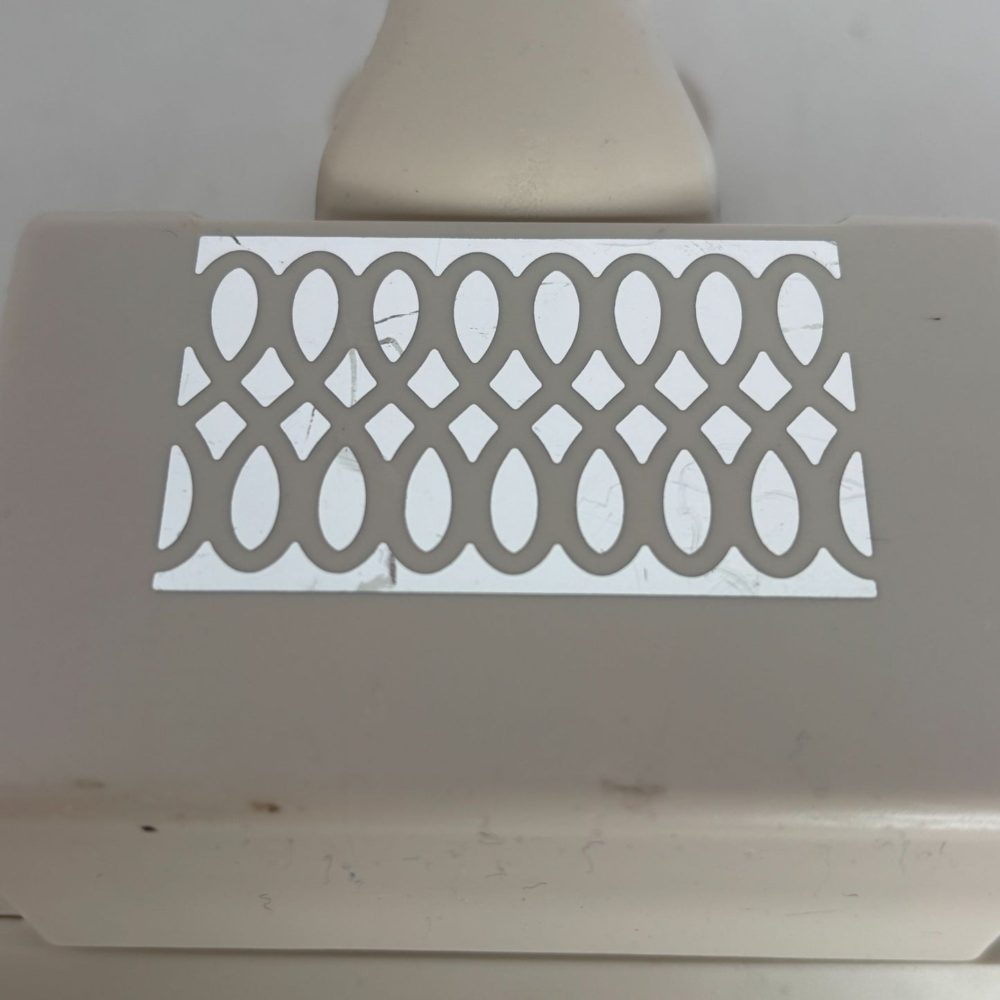 Martha Stewart Paper Punch INFINITE LOOPS TRIM Continuous Double Edge Border Art