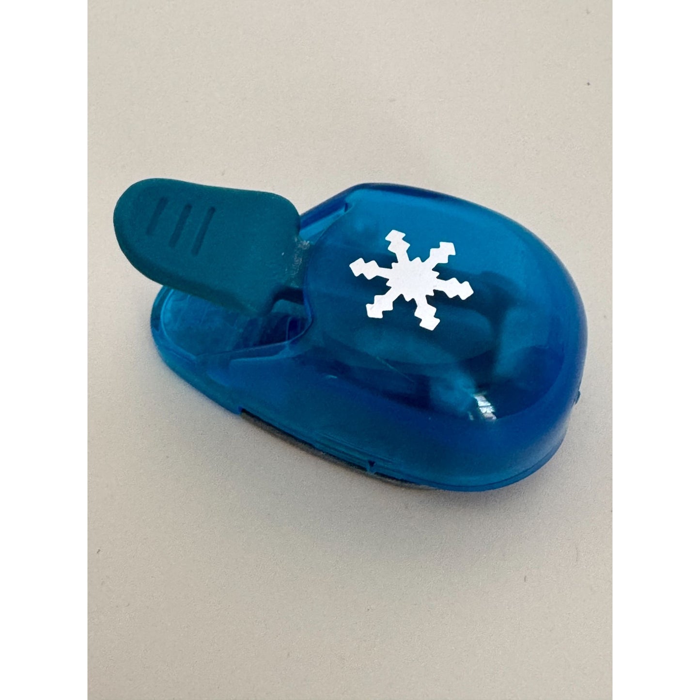 EK Success Paper Punch Snowflake Winter Holidays Christmas Craft Small 5/8 inch