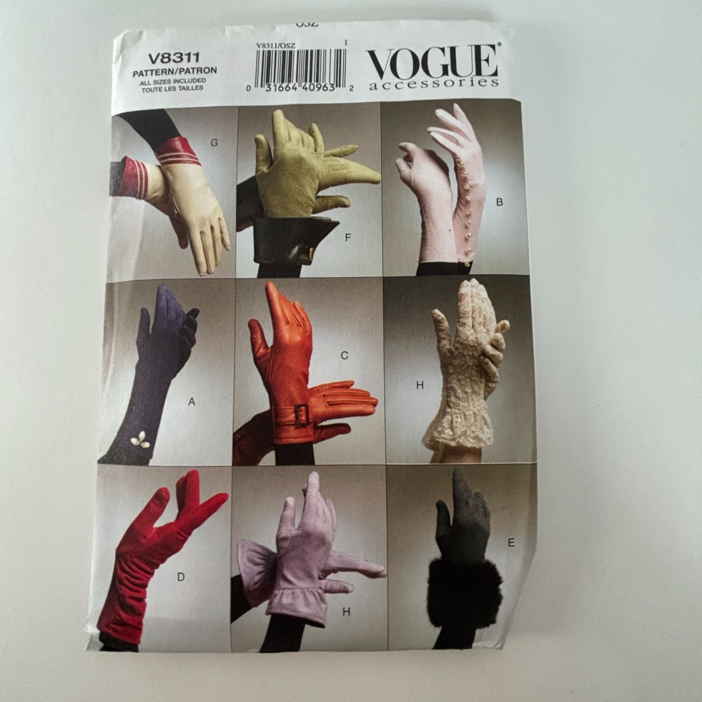 Vogue Sewing Pattern V8311 Stretch Gloves S M L Driving Winter Accessories UC