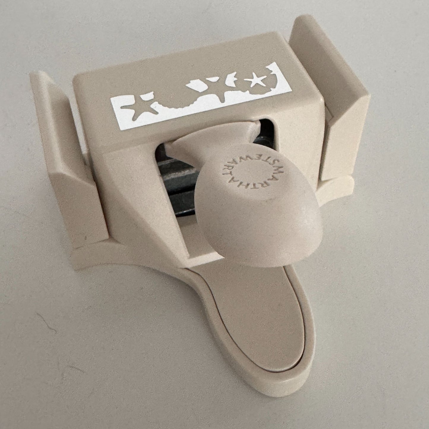 Martha Stewart Paper Punch Sand Dollar Around the Page Corner Edge Starfish