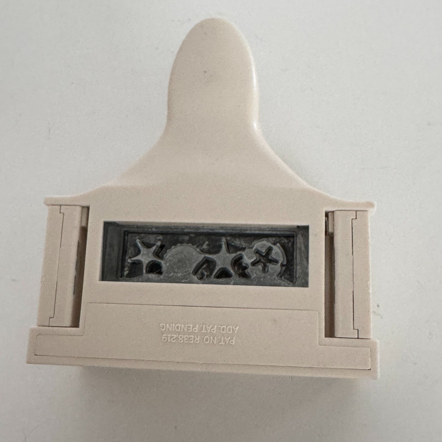 Martha Stewart Paper Punch Sand Dollar Around the Page Corner Edge Starfish