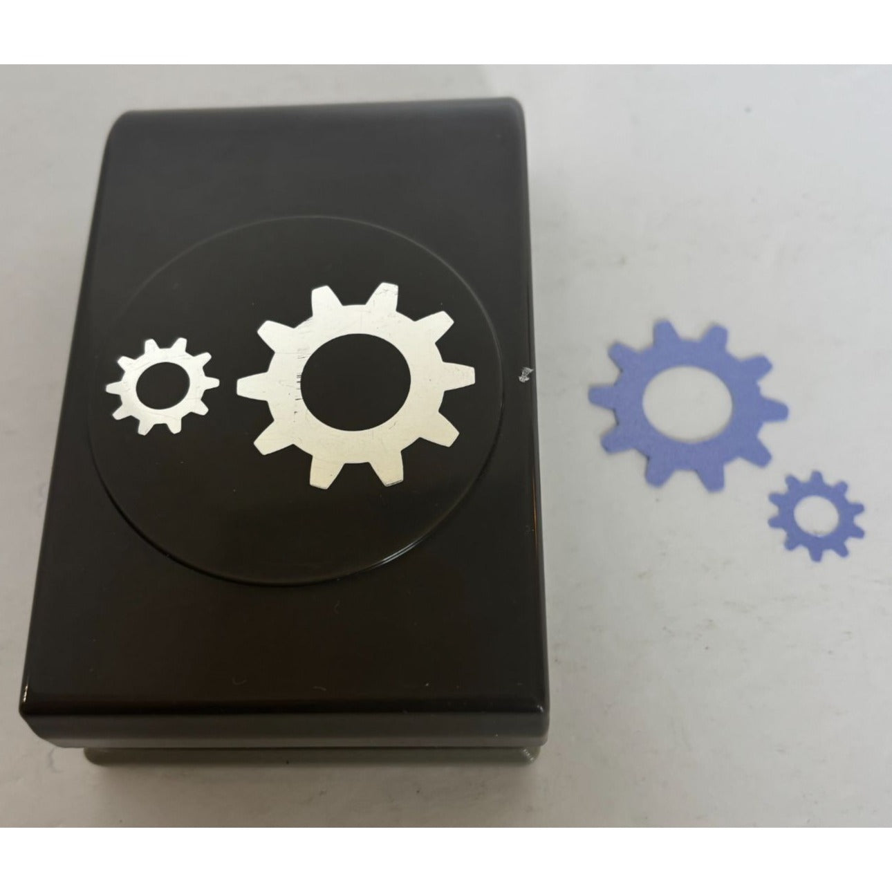 Stampin Up Paper Punch Gears Cogs Wheels Steampunk Card Making Crafting Tool