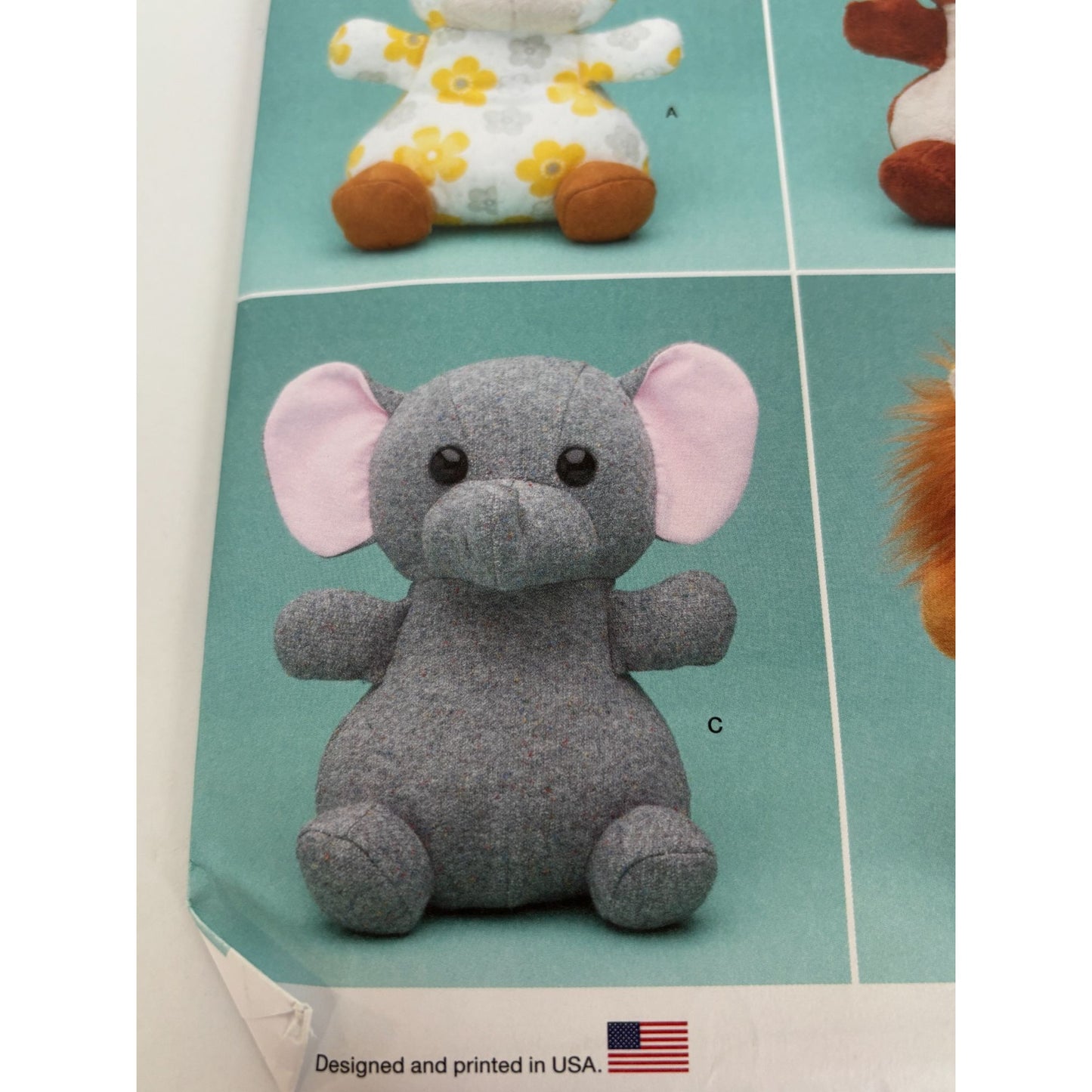 Simplicity Sewing Pattern S9584 Plush Stuffed Animals Giraffe Monkey Elephant UC