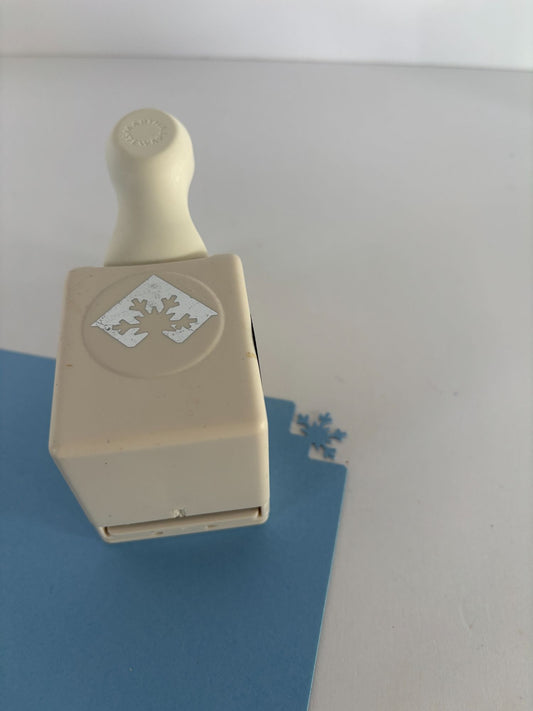 Martha Stewart Paper Punch Snowflake Corner Christmas Card Making Winter Holiday