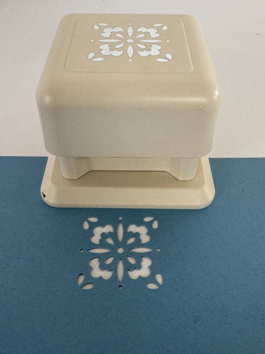 Martha Stewart Floral Tile Paper Punch All Around the Page Crafting Scrapbooking