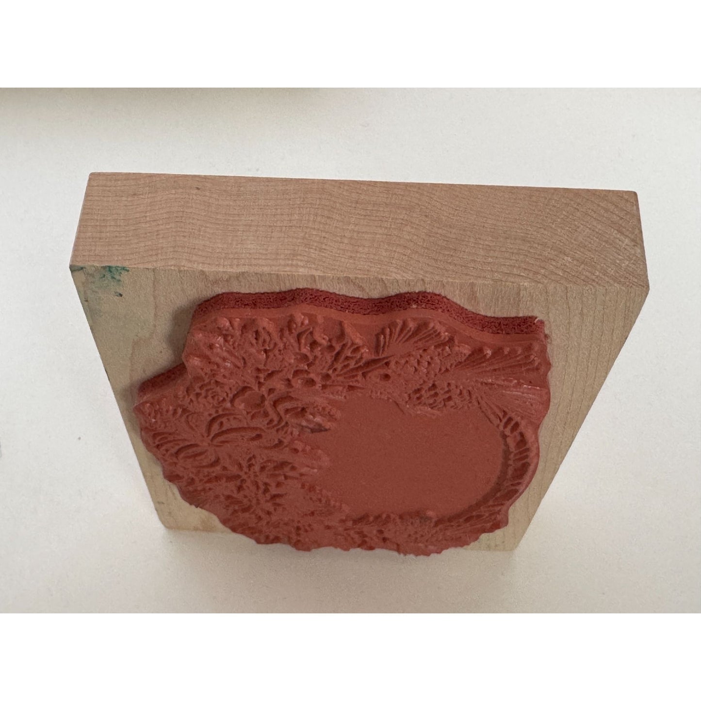 PSX Rubber Stamp Christmas Wreath Oval Pinecones Poinsettia Holidays Card Making