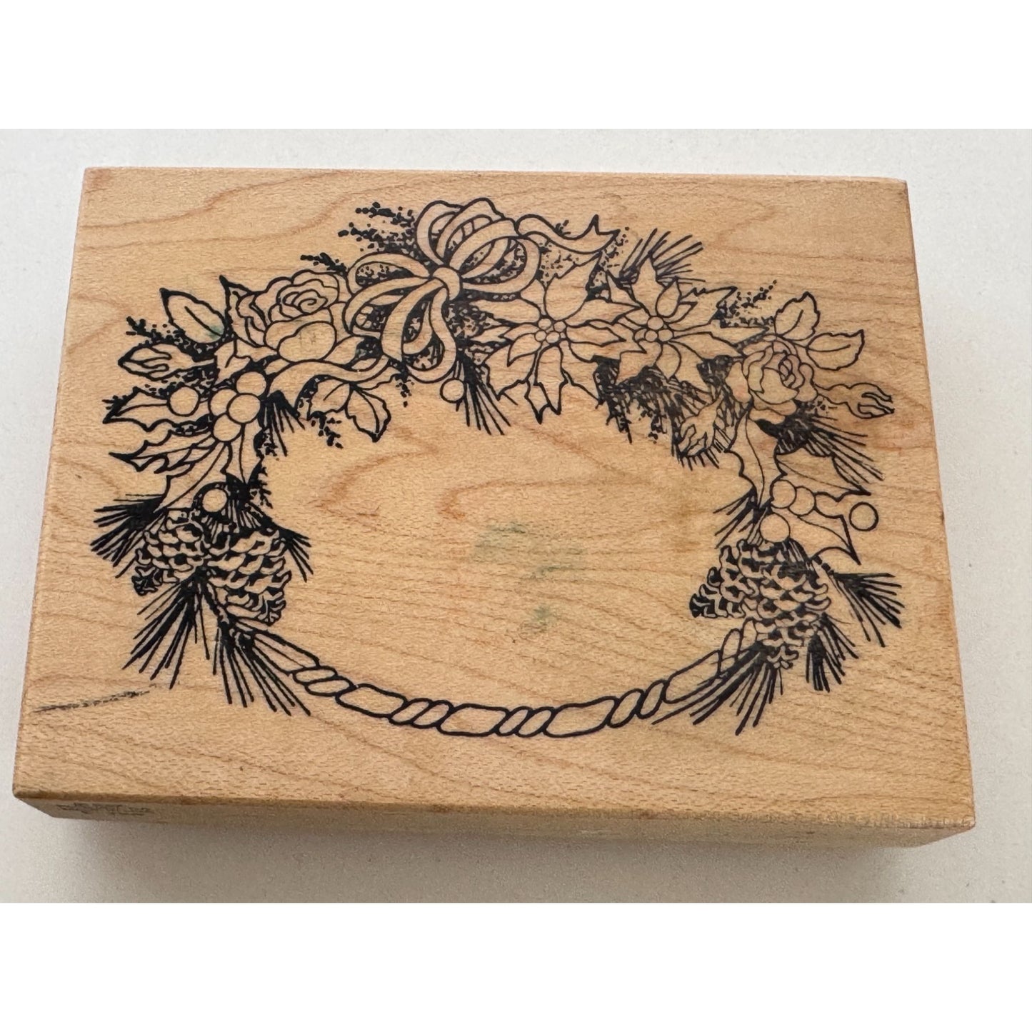 PSX Rubber Stamp Christmas Wreath Oval Pinecones Poinsettia Holidays Card Making