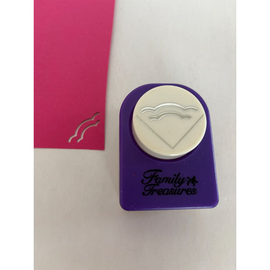 Family Treasures Paper Punch Corner Decorative Waves Card Making Scrapbooking