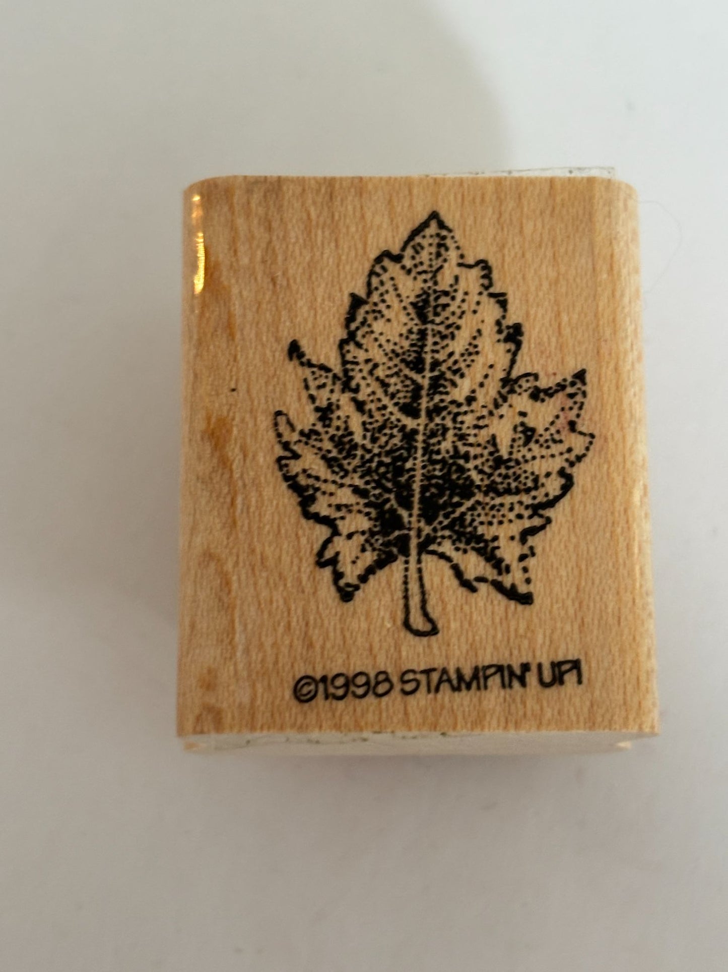 Stampin Up Rubber Stamp Maple Leaf Nature Outdoors Crafting Stamp Wood Mounted