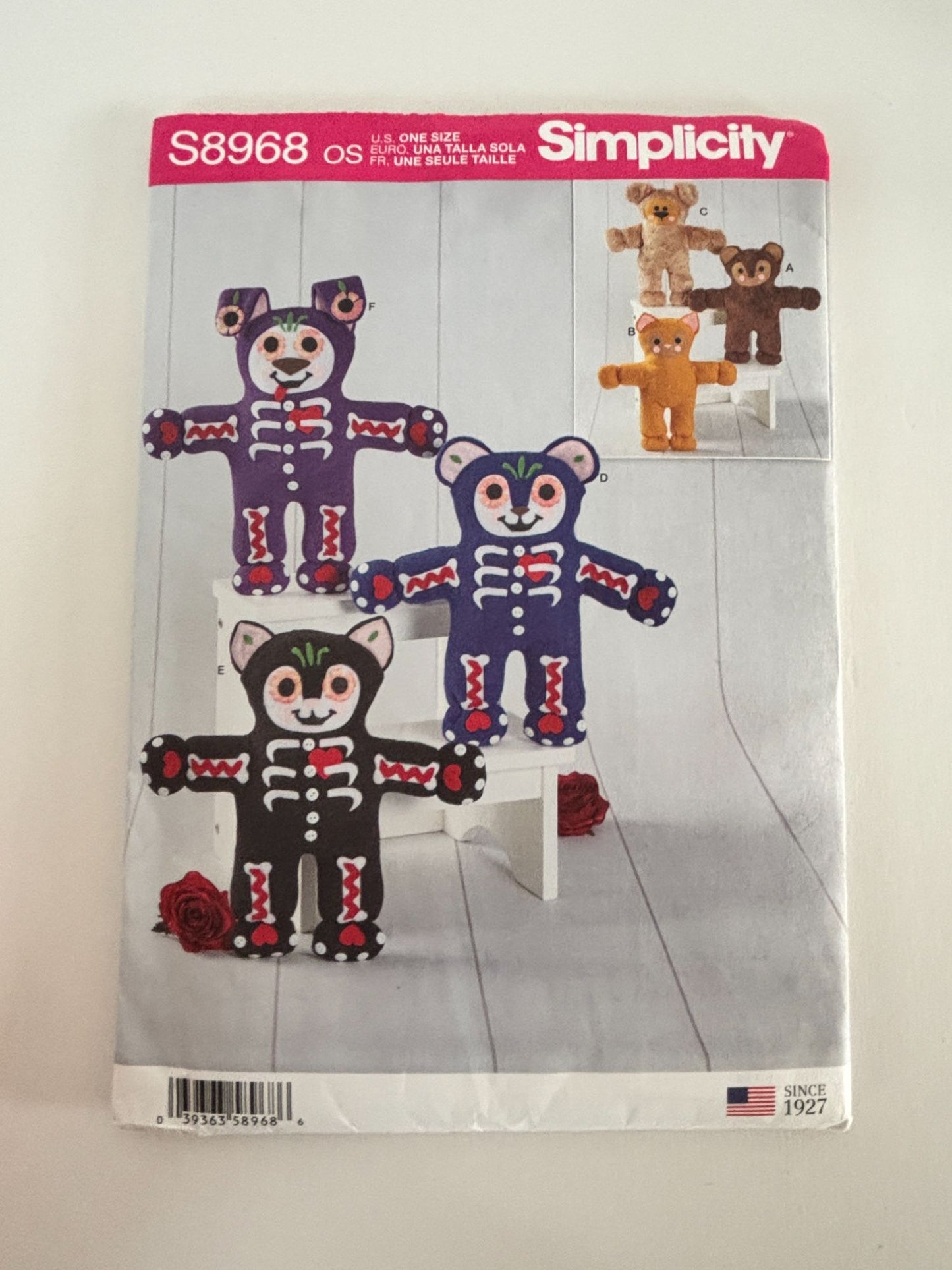Simplicity Sewing Pattern S8968 Stuffed Animals Teddy Bear Cat Dog Plush Toys UC