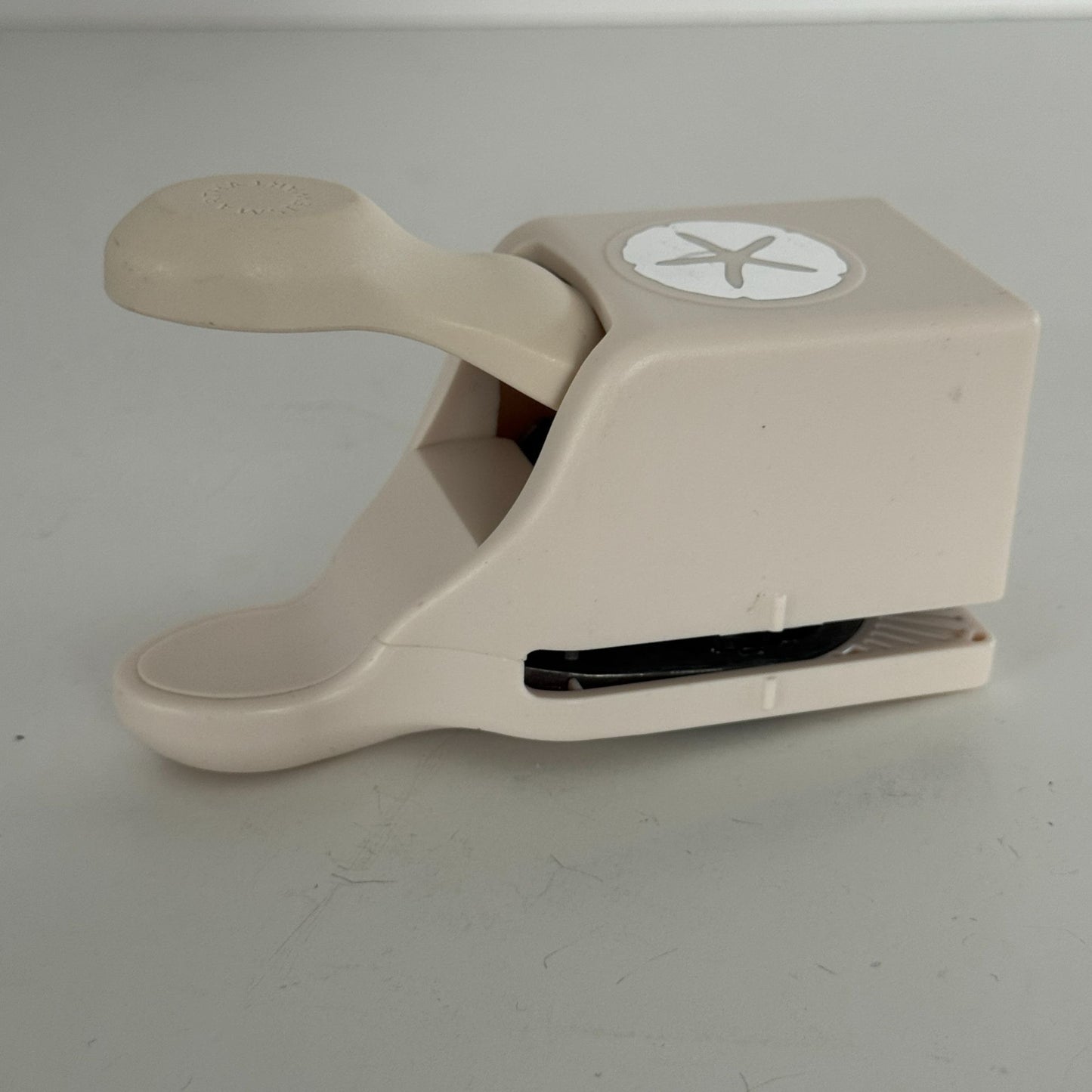 Martha Stewart Paper Punch Sand Dollar Craft Tool Card Making Scrapbooking Beach