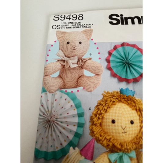 Simplicity Sewing Pattern S9498 Plush Stuffed Animals Elephant Unicorn Giraffe