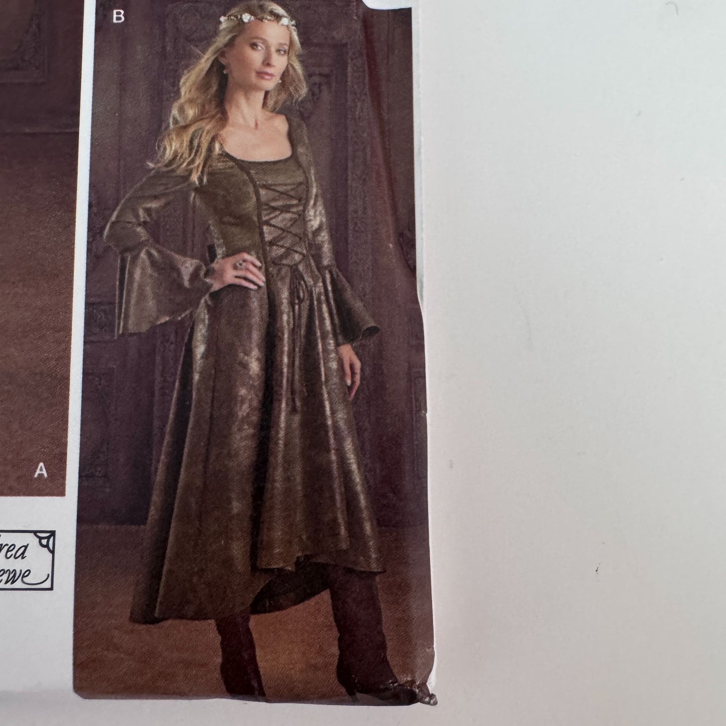 Simplicity Sewing Pattern 1045 Medieval Dress Costume Fantasy Renaissance Cosplay 14-20 Uncut